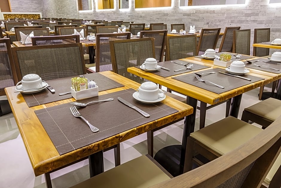 Atlantico Travel Copacabana