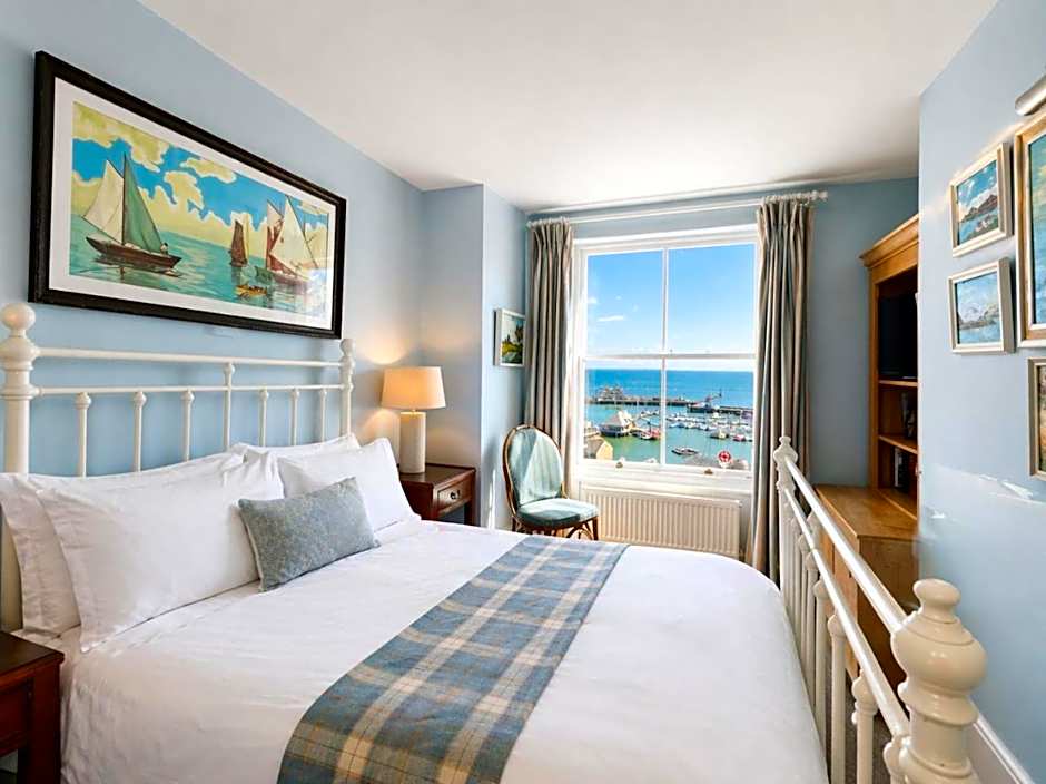 The Royal Harbour Hotel