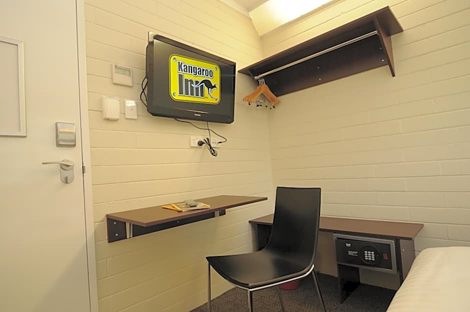 Kangaroo Inn