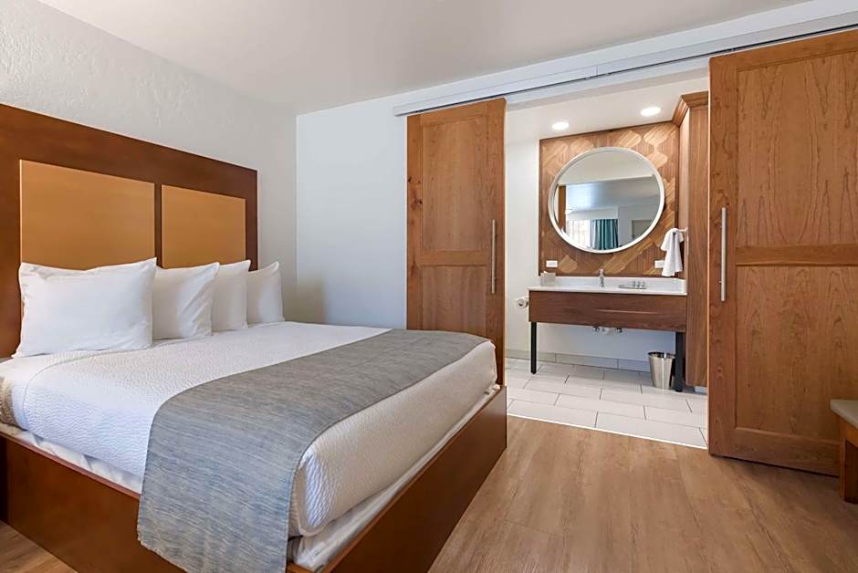 Best Western Foothills Inn