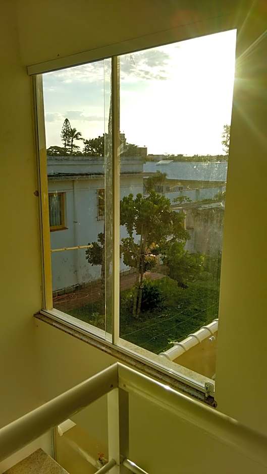 CASA - FRENTE PARA O MAR