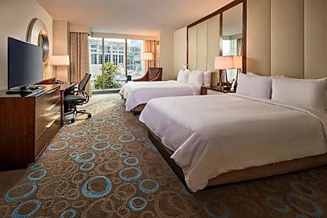 Double Room with Two Double Beds and Atrium View - Hearing Accessible