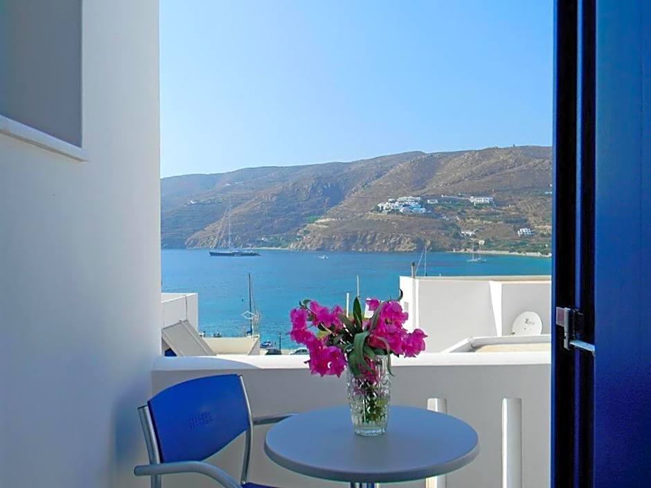 Anatoli Rooms