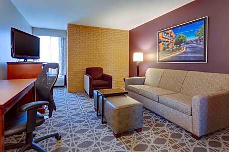 Queen Suite
