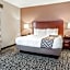 La Quinta Inn & Suites by Wyndham Oklahoma City Yukon