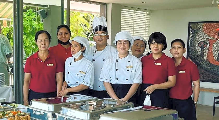 Surin Bay Inn (East Sun Properties Co., Ltd.)