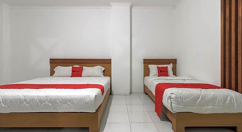 RedDoorz Syariah @ Cipanas