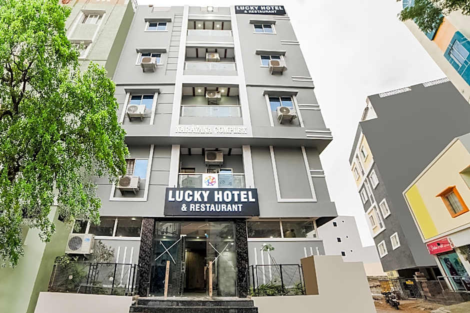 Lucky Hotels by OYO Rooms