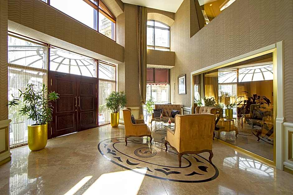 Sapphire Inn Hotel