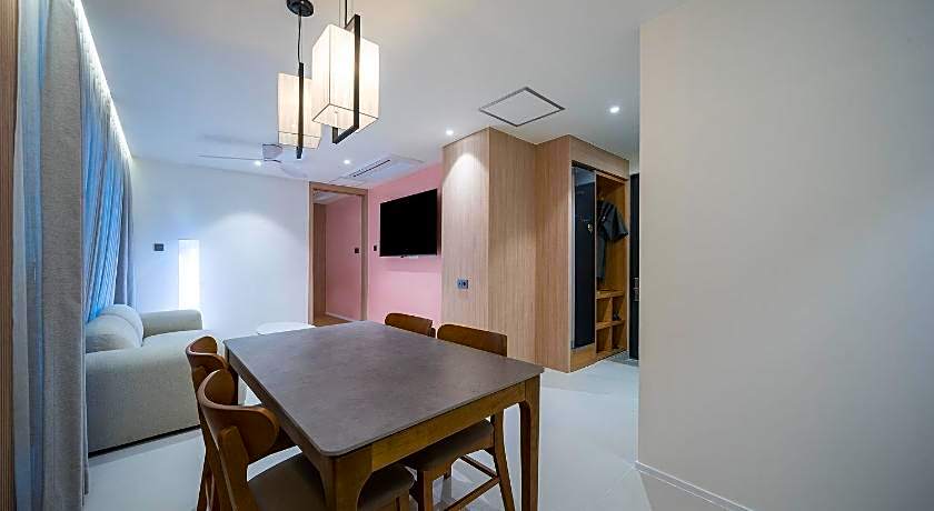 Daegu Suseong Brown Dot