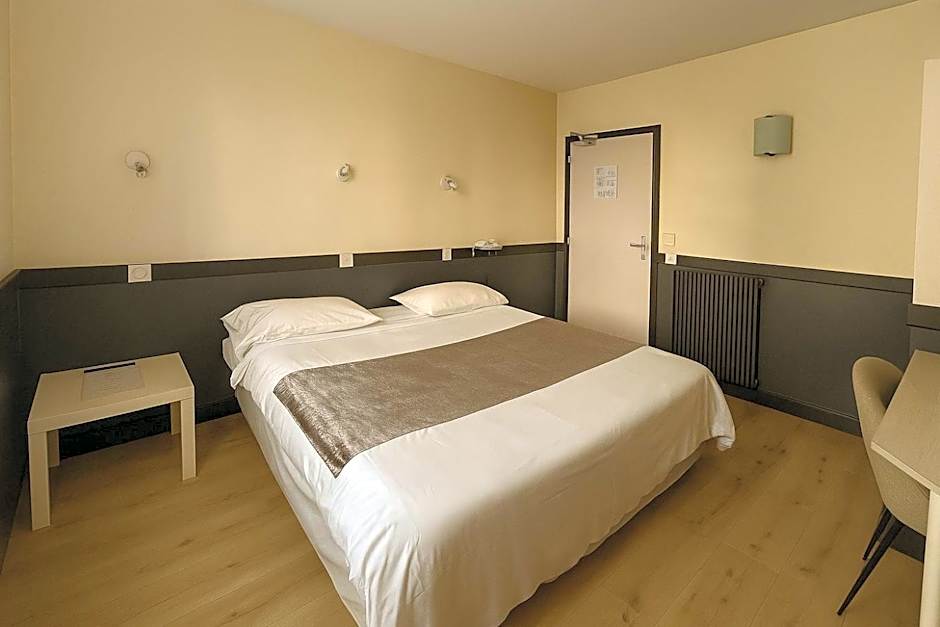 Hotel des Bains à 10 min de Paris