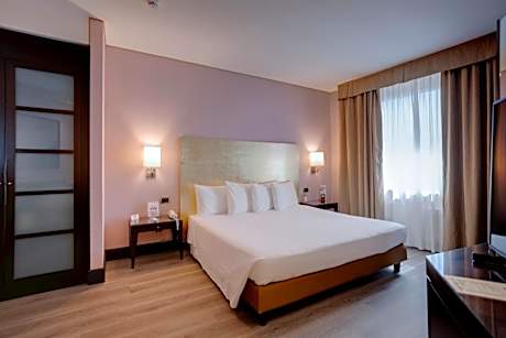 Junior Suite with Spa Bath