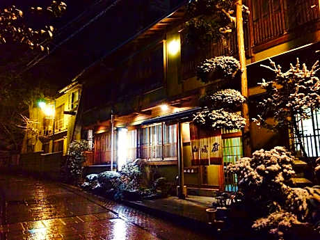 Yudanaka Onsen Yamazakiya