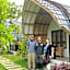 Gino's Place - Guest House & Jungle Trekking