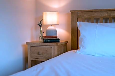 King Room with Mountain View