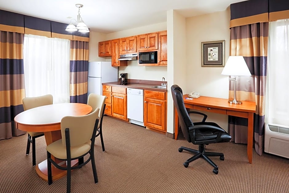 Holiday Inn Express Forest City, an IHG Hotel