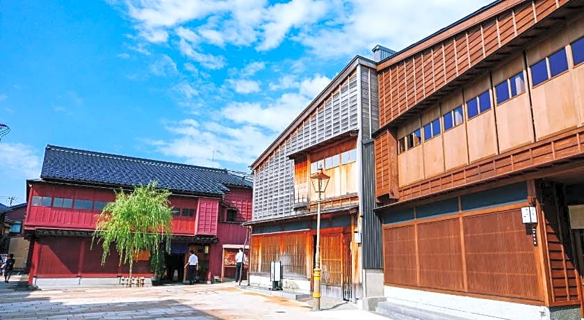 Kanazawa Hakuchoro Hotel Sanraku