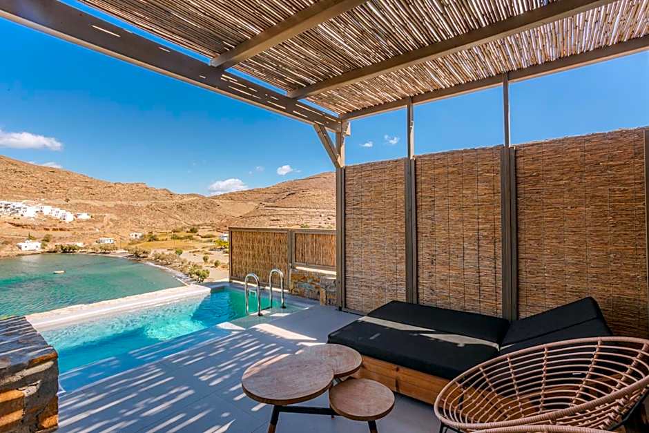Amal Kythnos Suites