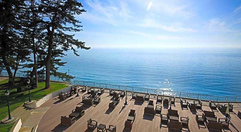 Castello Mare Hotel & Wellness Resort