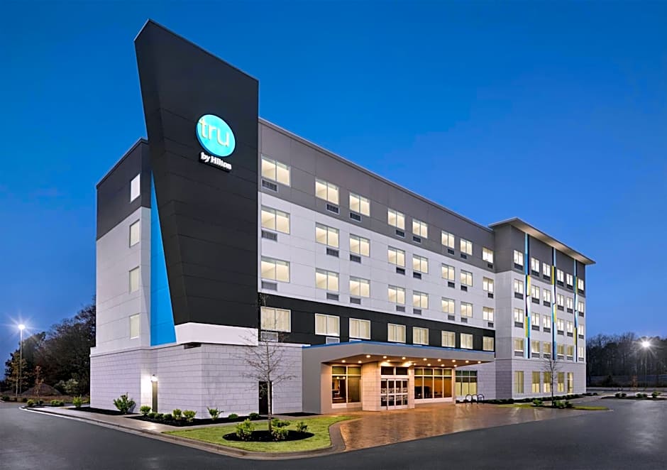 Tru by Hilton Greenville Woodruff Road