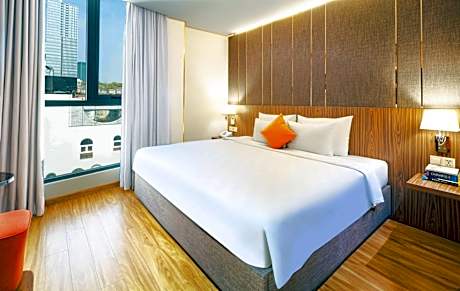 Premier With Window - Free Mini-bar