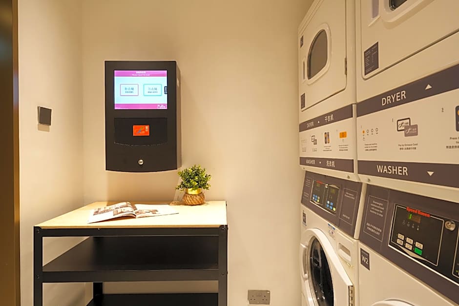 Dash Living on Queen's