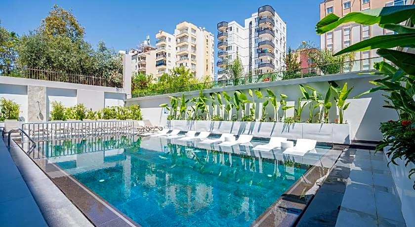 Lara Eyfel Hotel