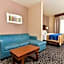 Holiday Inn Express & Suites Junction City By IHG