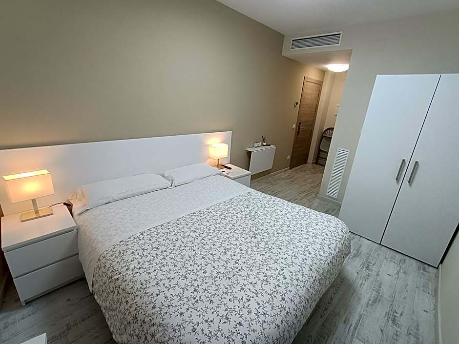 Photo 1 of 10 of Deluxe Suite, Jetted Tub
