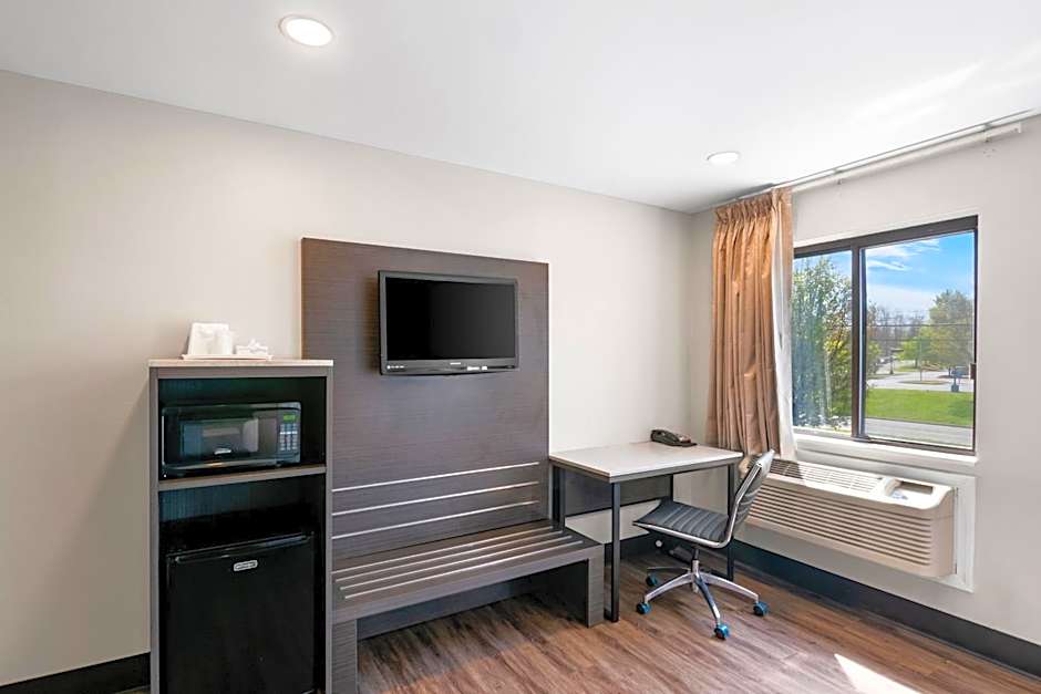 Econo Lodge Bethel - Danbury