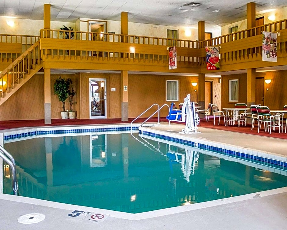 Quality Inn Mauston I-90