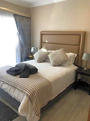 Queen Room with Balcony