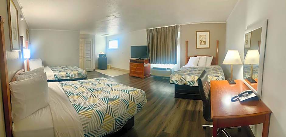 Red Carpet Inn - Stamford