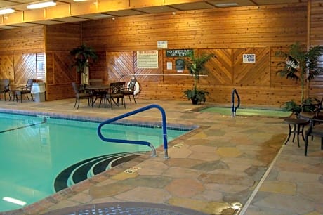 Holiday Inn Express Hotel & Suites Lexington, an IHG Hotel