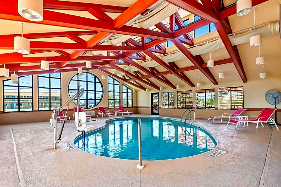 Comfort Suites Panama City near Tyndall AFB