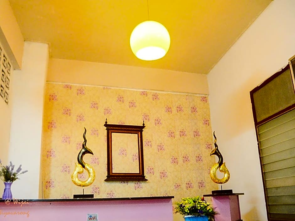 Chinawat Hotel