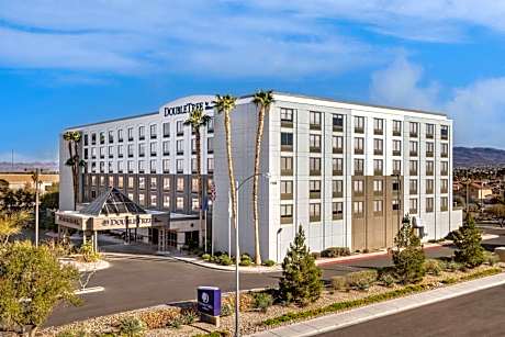 DoubleTree By Hilton Club Las Vegas Airport