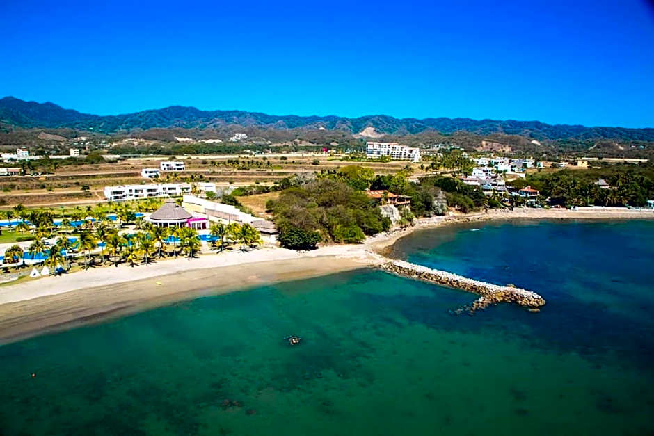 Villa B Nayar 115 gated community & Beach Club