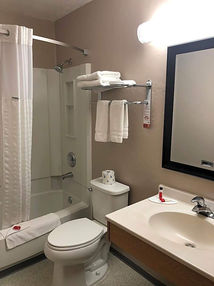 Super 8 by Wyndham Port Angeles at Olympic National Park