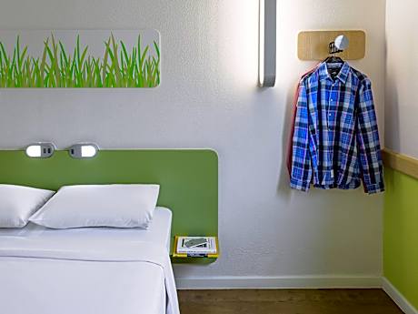 Standard Room With 1 Double Size Bed