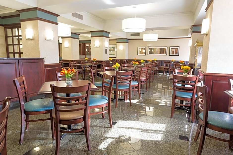 Troy Inn and Suites By IHG