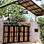 Arusha Giraffe Lodge