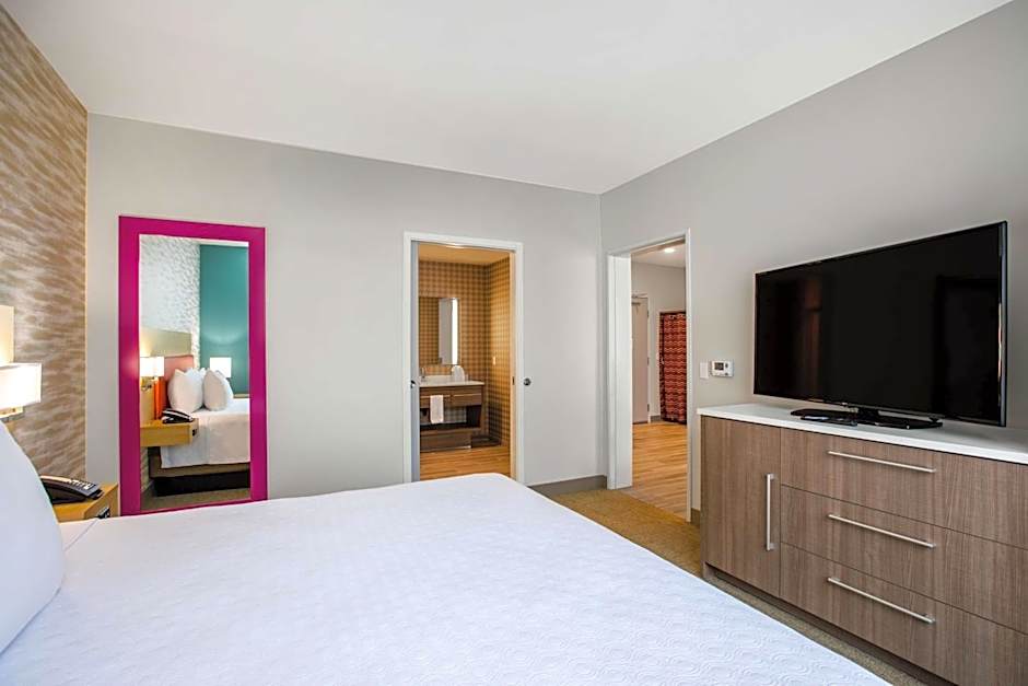 Home2 Suites by Hilton Carlsbad, CA