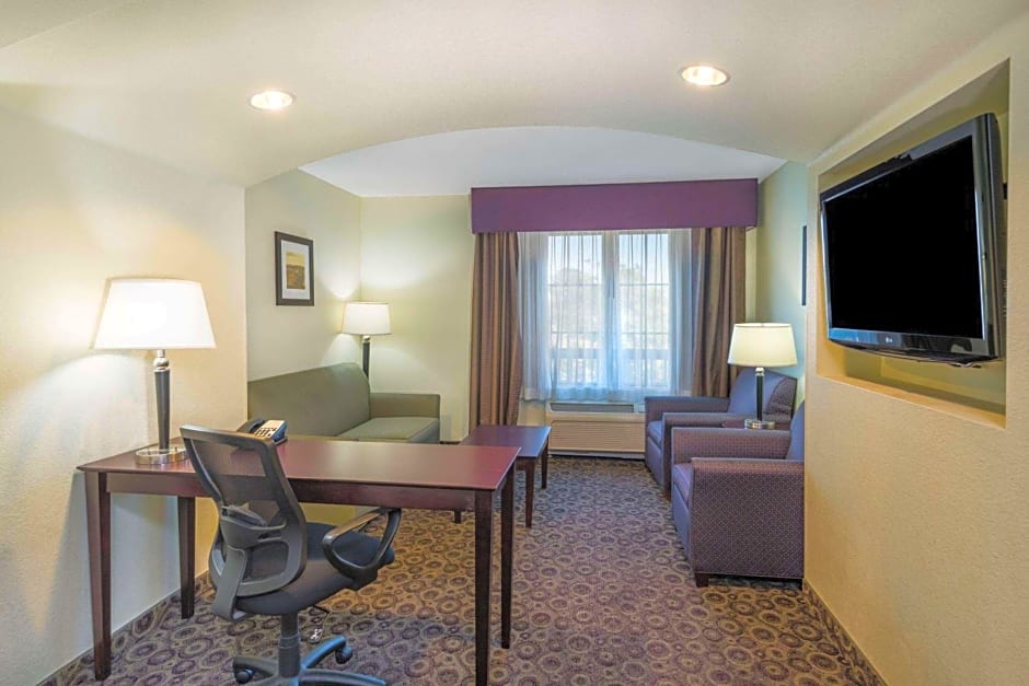 La Quinta Inn & Suites by Wyndham Las Vegas Airport South