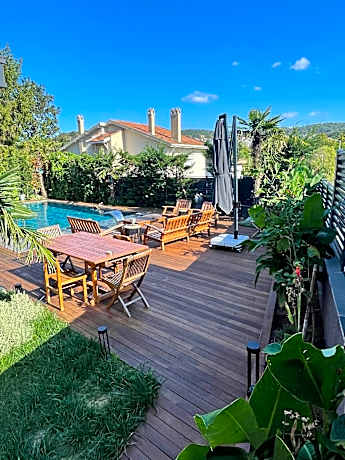 Modern Villa Big Jakuzi Private Pool Istanbul