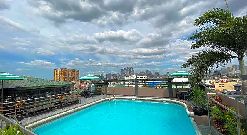 Urban Travellers Hotel