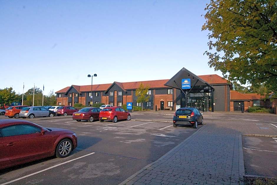 Days Inn by Wyndham Stevenage North