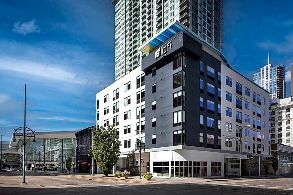 Aloft by Marriott Denver Downtown