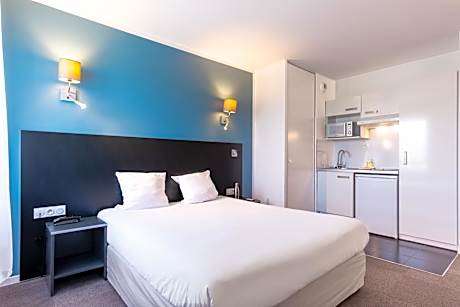 All Suites Appart Hôtel Aéroport Paris Orly  Rungis