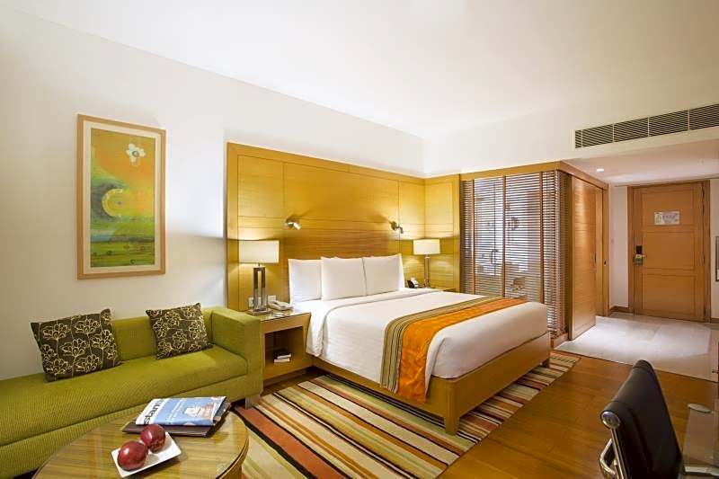 Courtyard by Marriott Gurugram Downtown